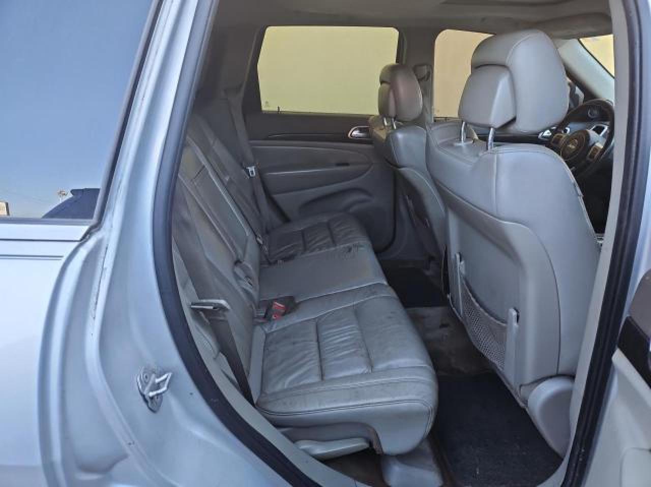 2012 Jeep Grand Cherokee Laredo VIN: 1C4RJEAGXCC195377 Lot: 43204795