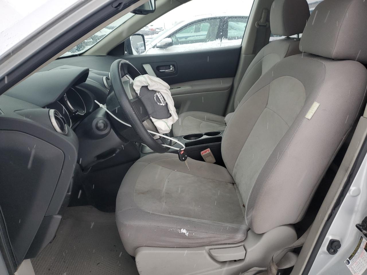 2010 Nissan Rogue - Image 7