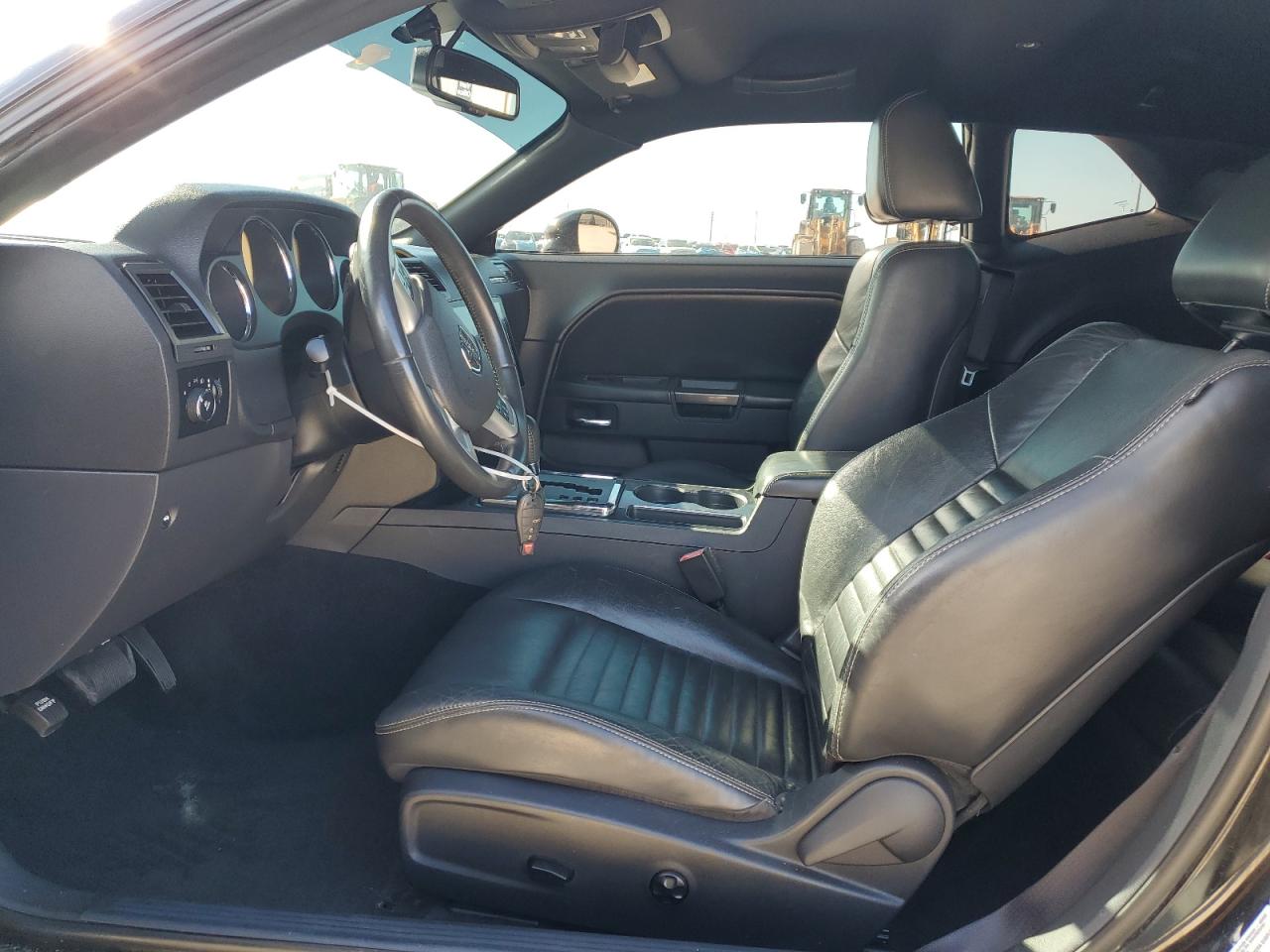 2013 Dodge Challenger - Image 7