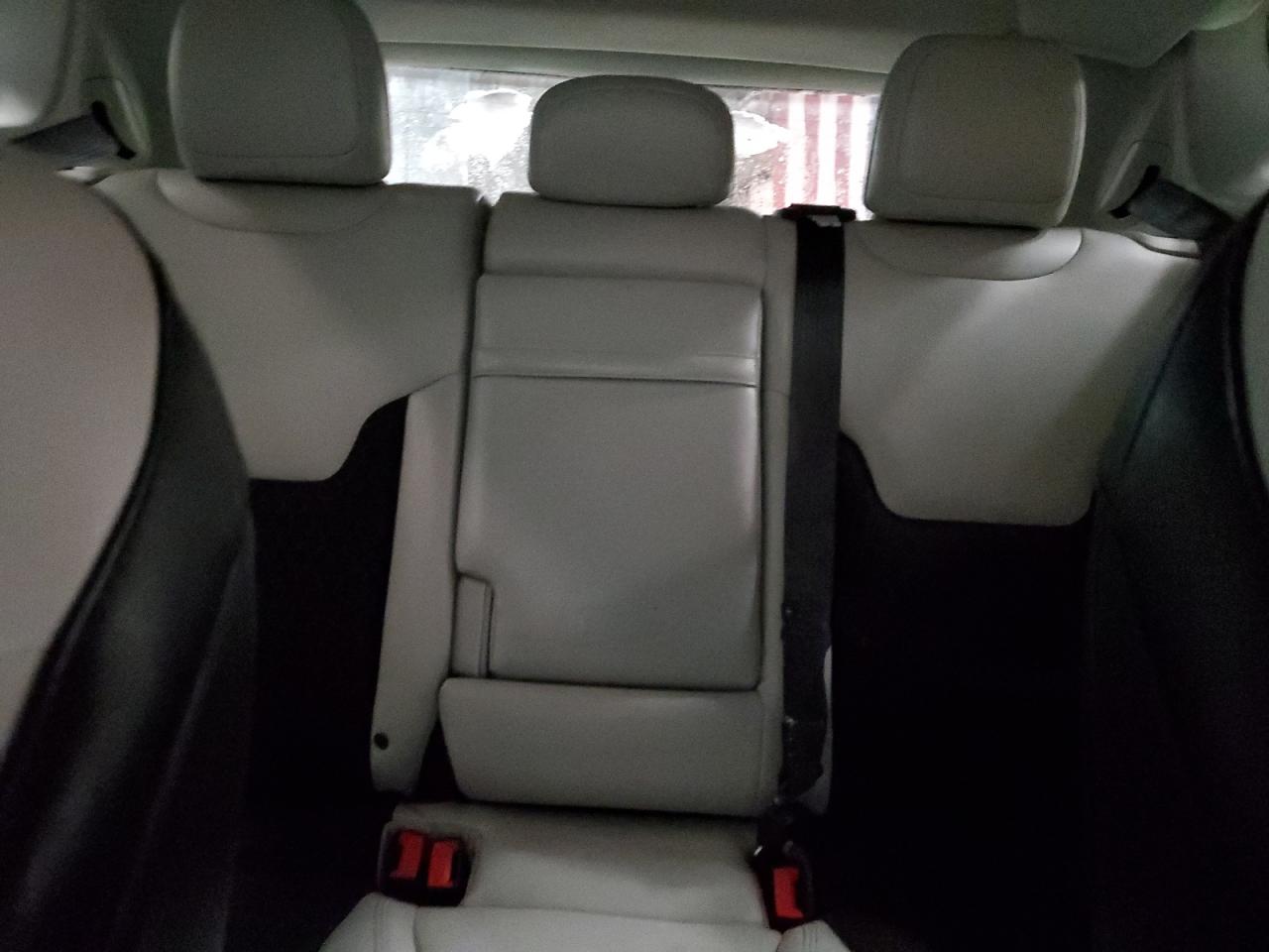 2018 Jeep Compass - Image 10