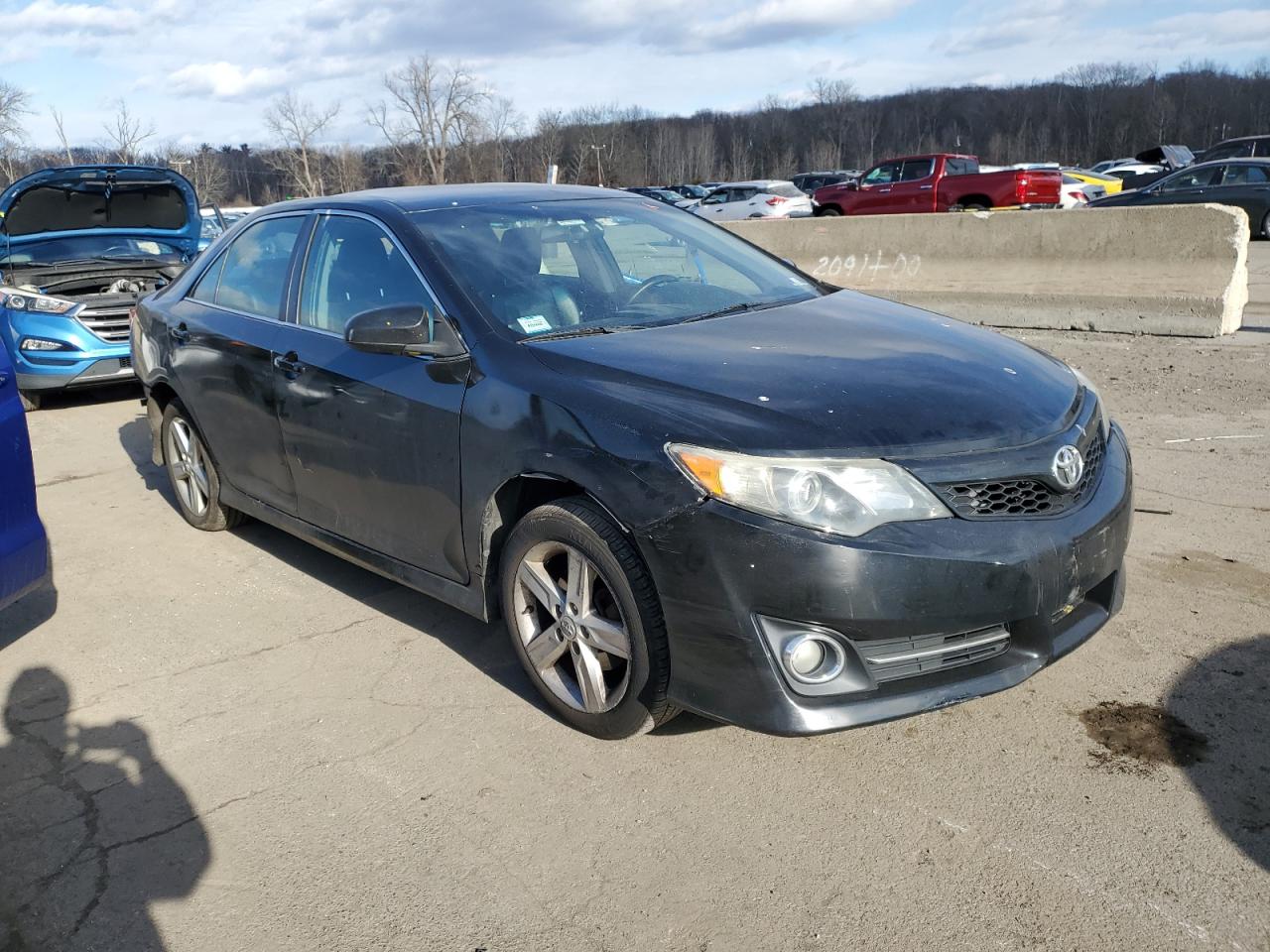 2014 Toyota Camry - Image 4