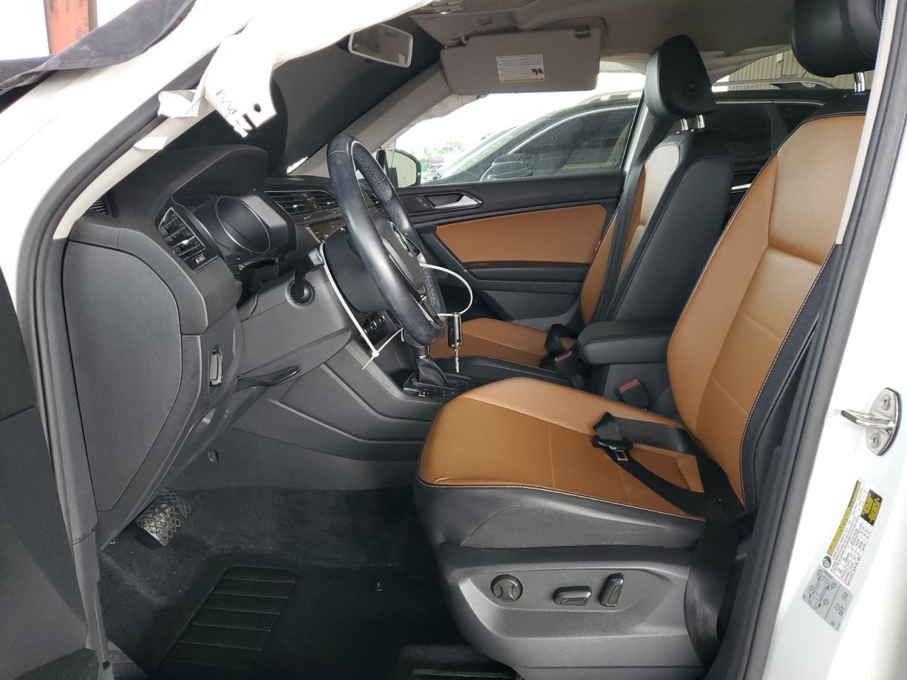 2018 Volkswagen Tiguan - Image 7