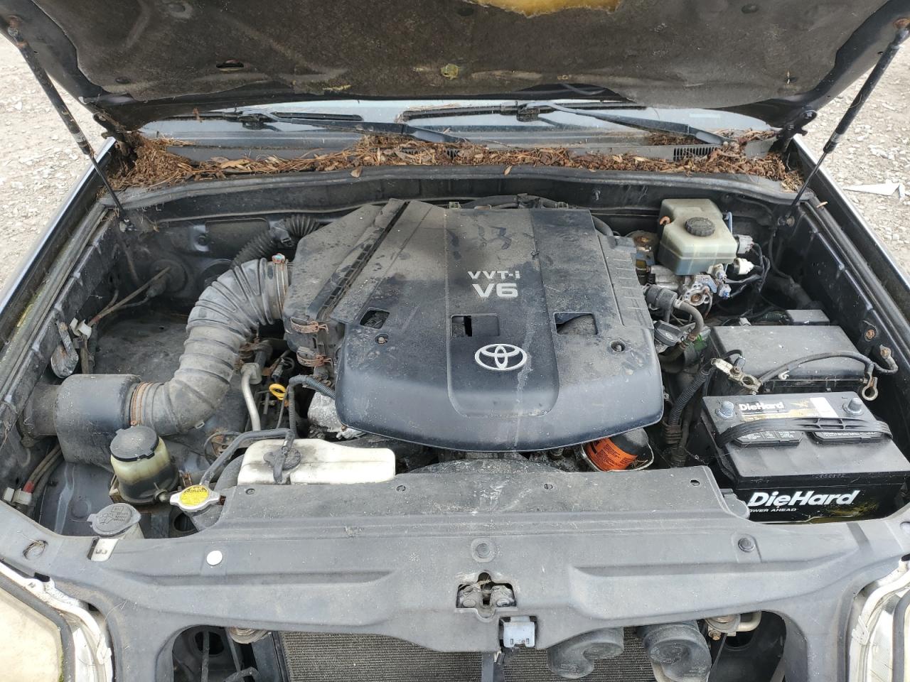 2003 Toyota 4Runner - Image 12