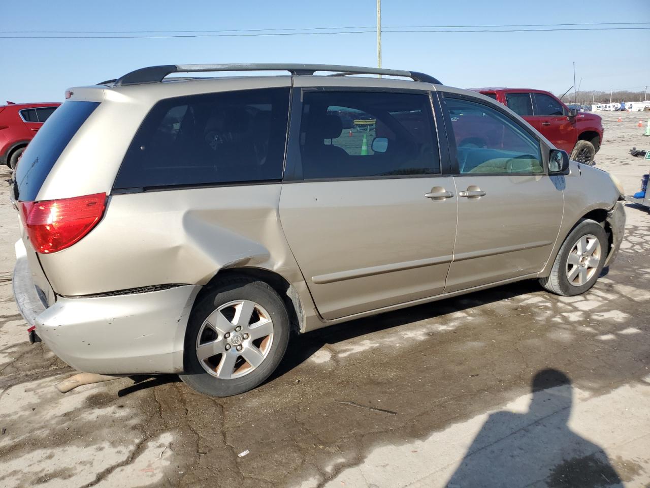 2006 Toyota Sienna - Image 3