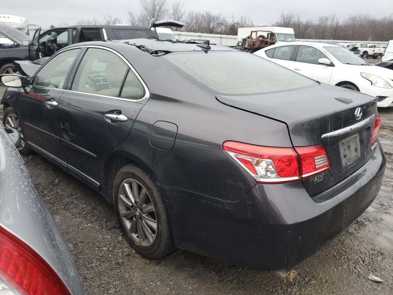 2012 Lexus ES - Image 2