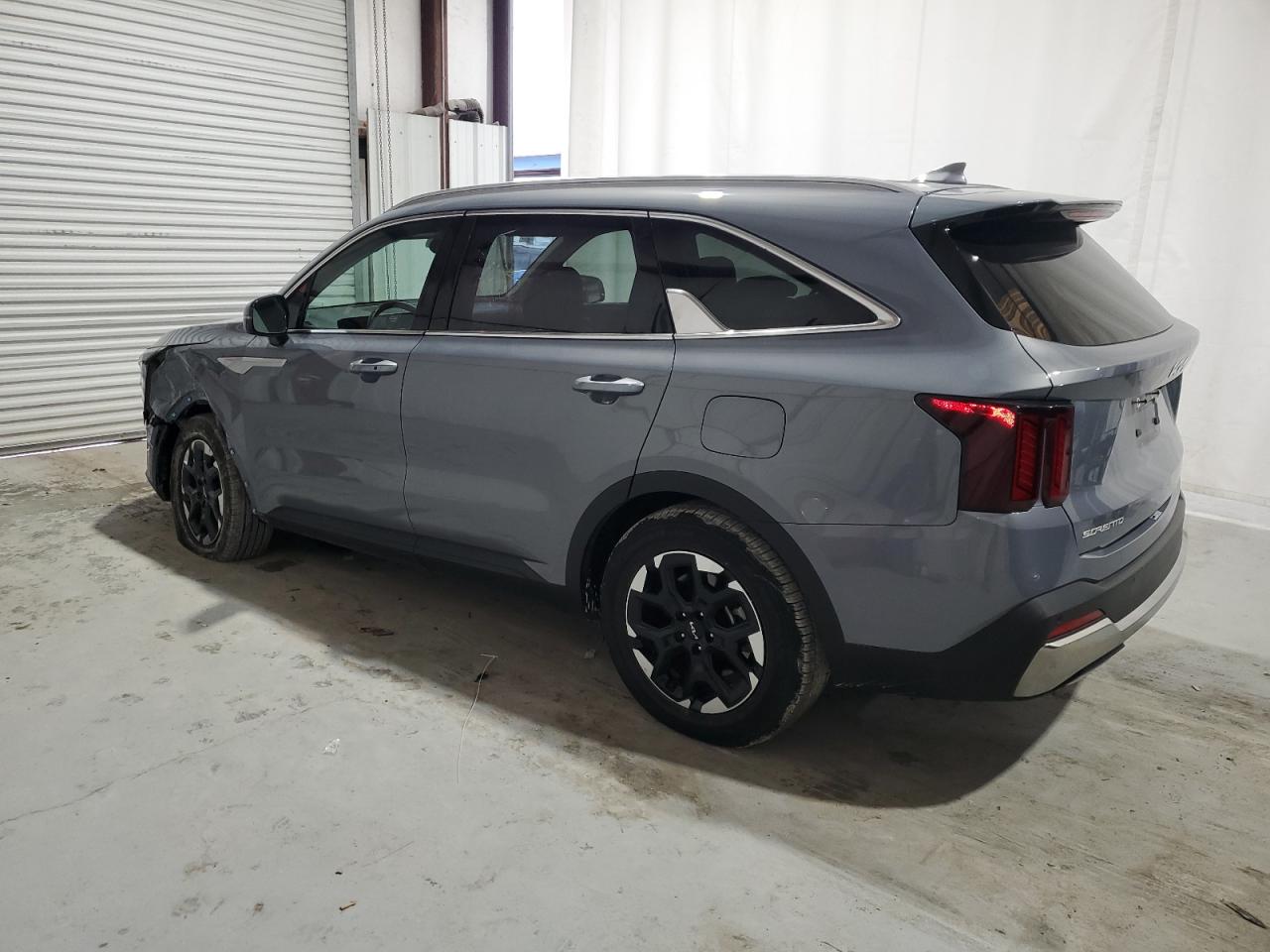 2024 Kia Sorento - Image 2