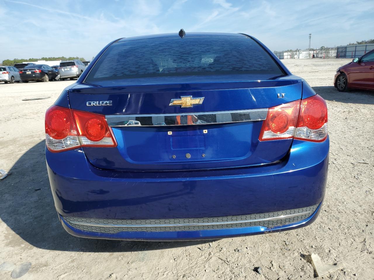 2013 Chevrolet Cruze - Image 6