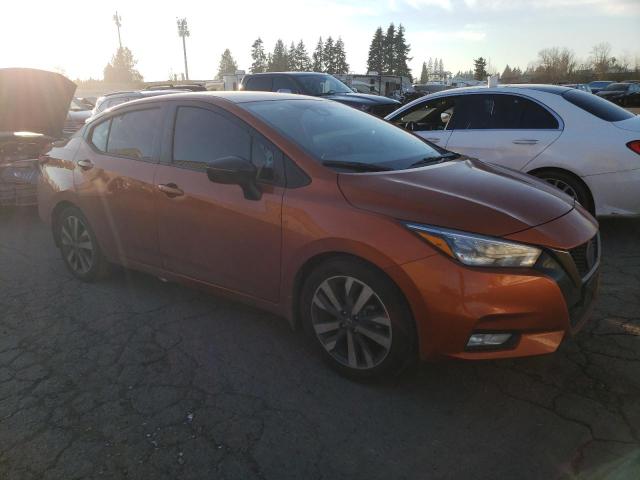  NISSAN VERSA 2020 Pomarańczowy