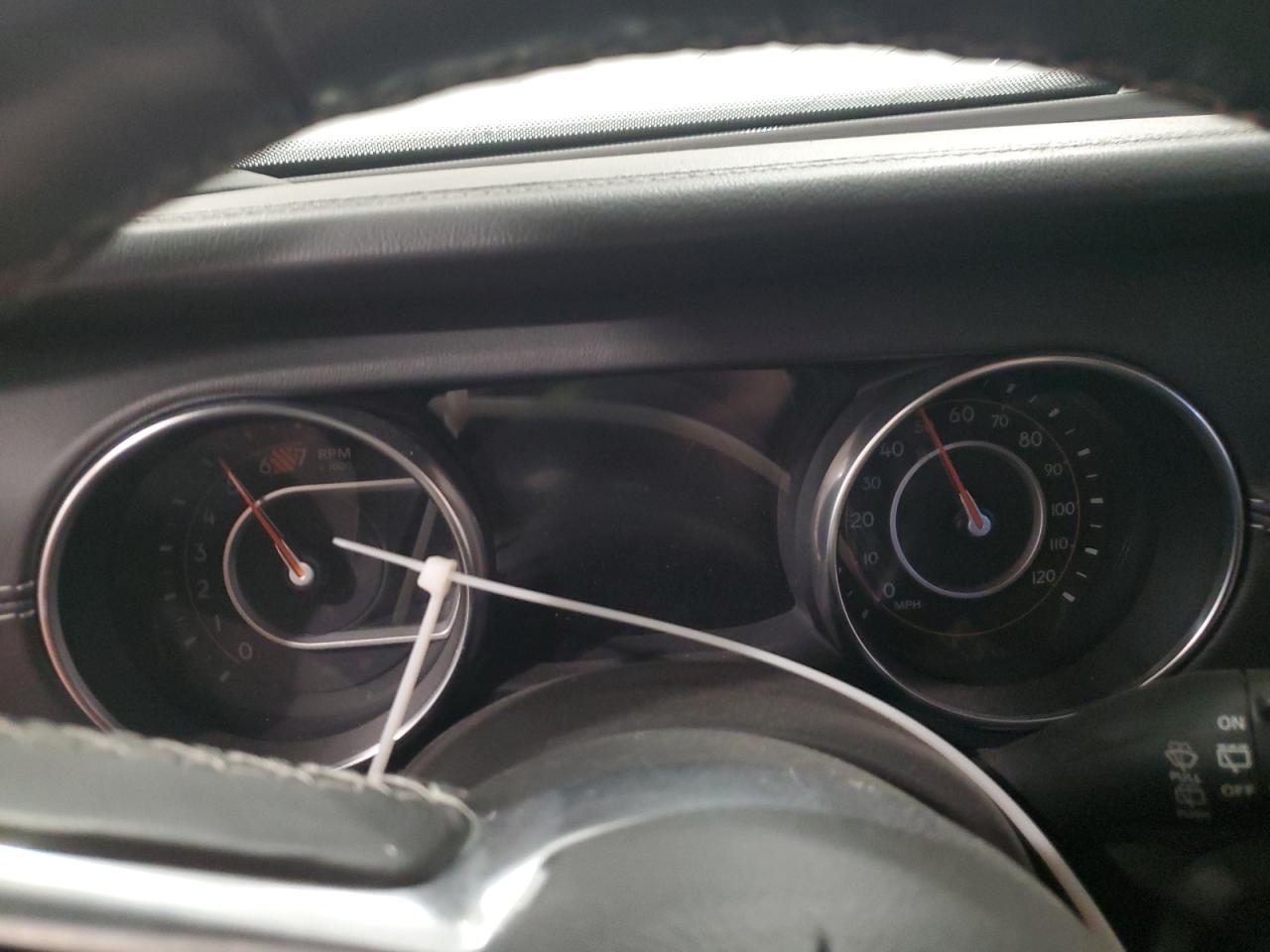 2020 Jeep Wrangler - Image 9