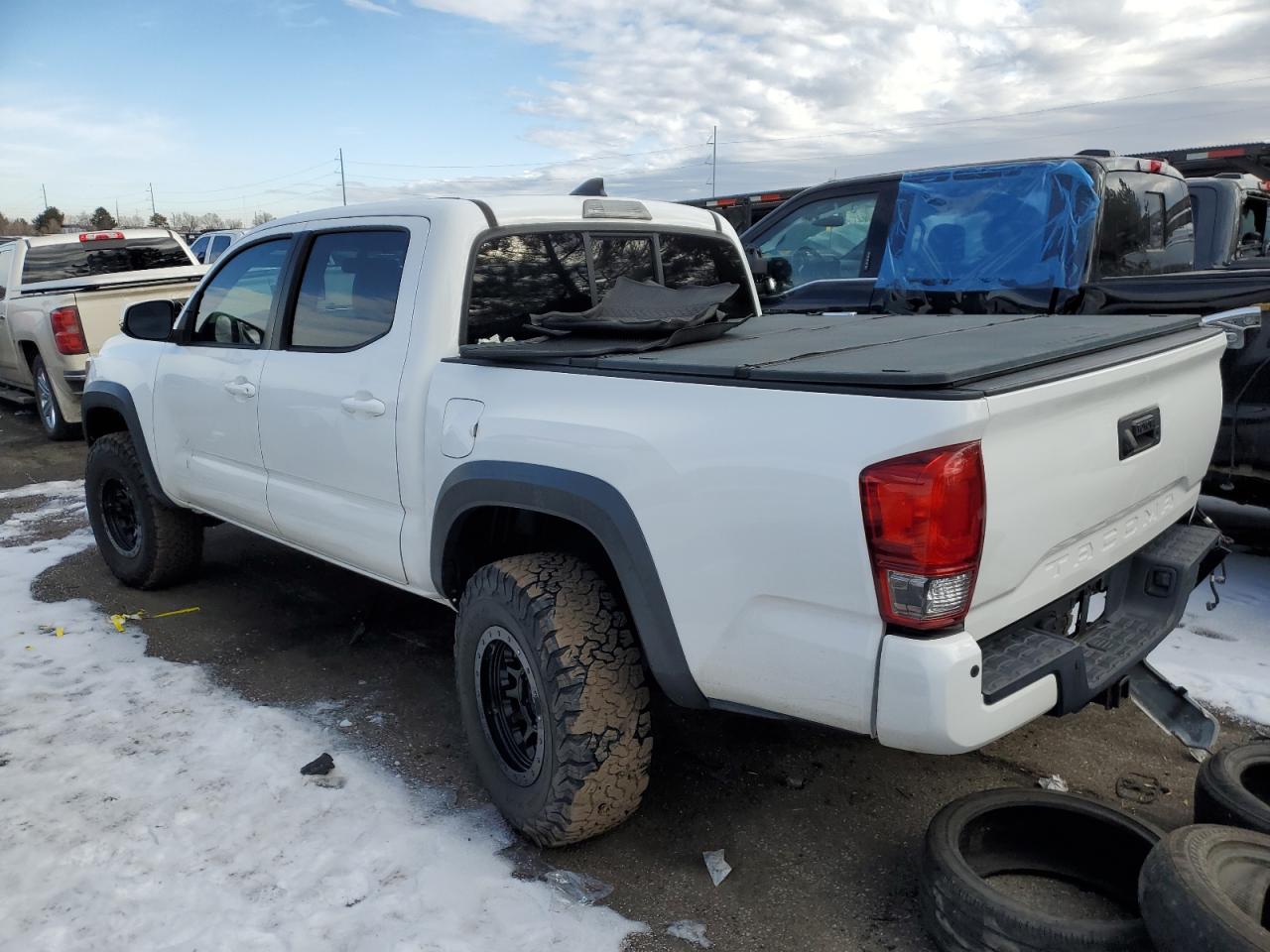 2016 Toyota Tacoma - Image 2