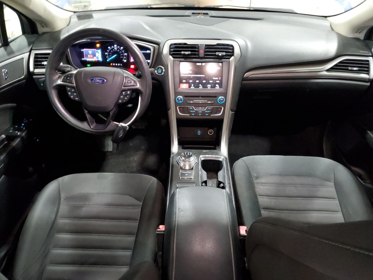 2017 Ford Fusion - Image 8
