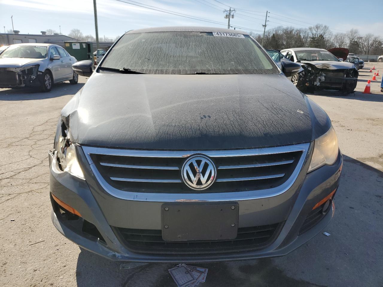 2010 Volkswagen Passat CC - Image 5