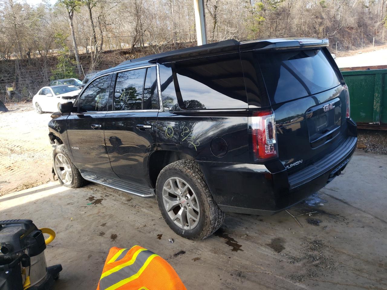2016 GMC Yukon - Image 2