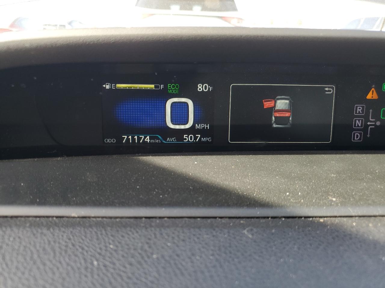 2017 Toyota Prius - Image 9