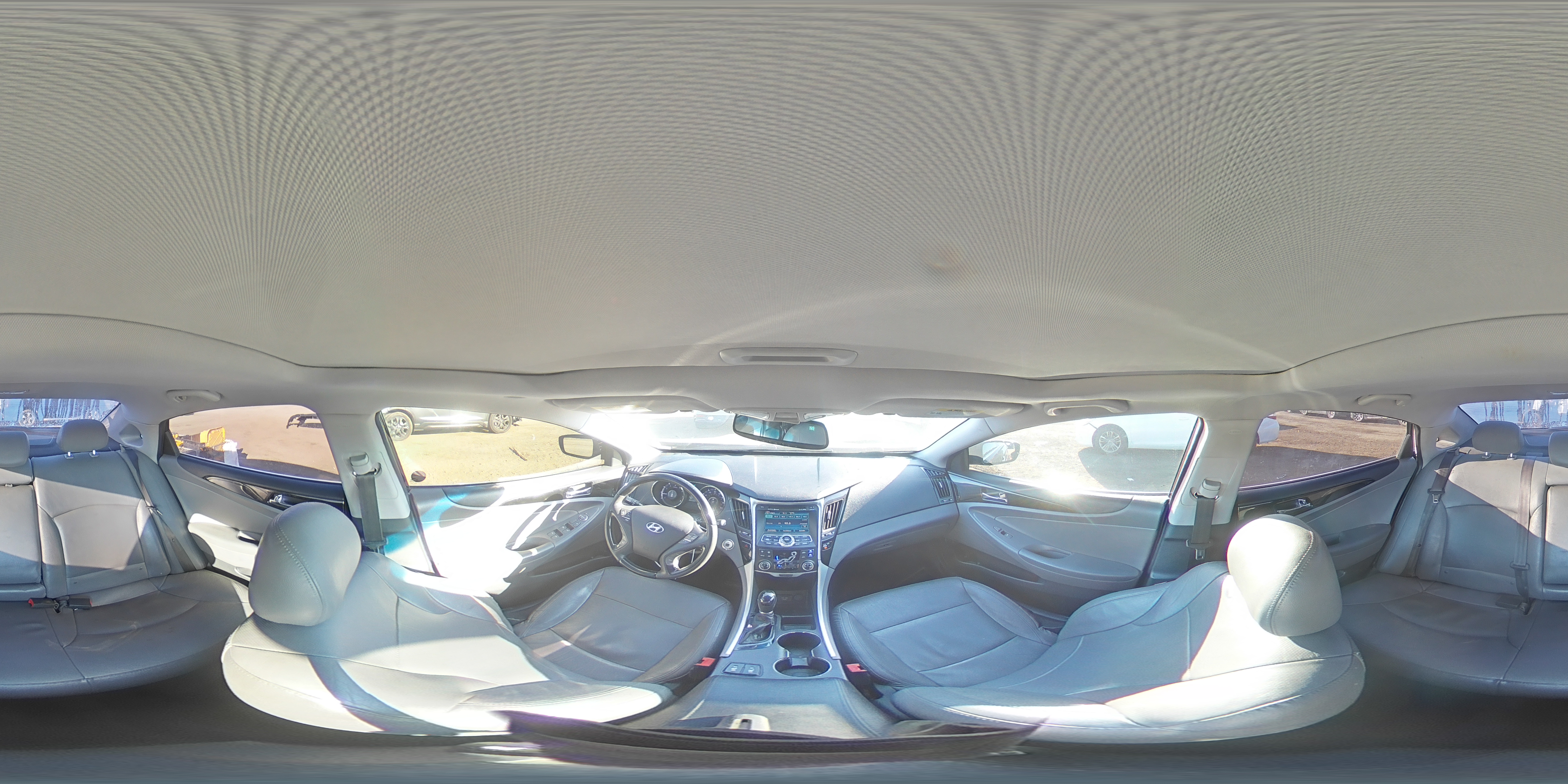 2011 Hyundai Sonata - Image 13