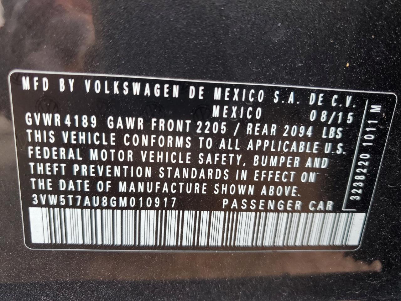 2016 Volkswagen GTI - Image 13