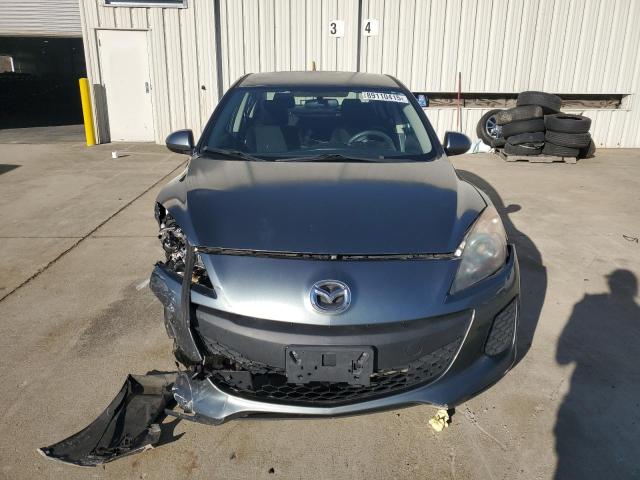 Седани MAZDA 3 2012 Зелений