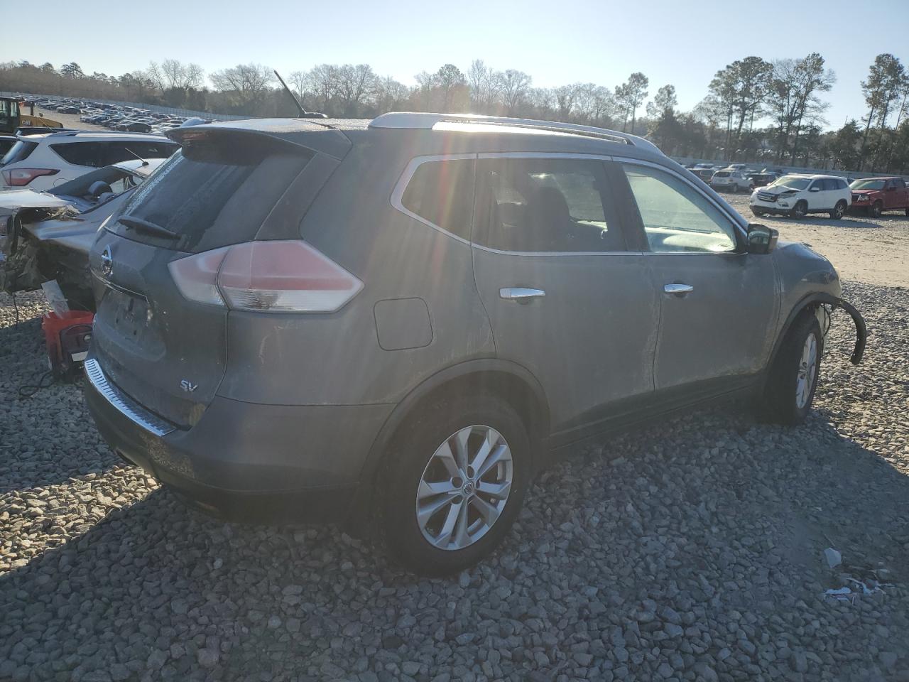 2015 Nissan Rogue - Image 3