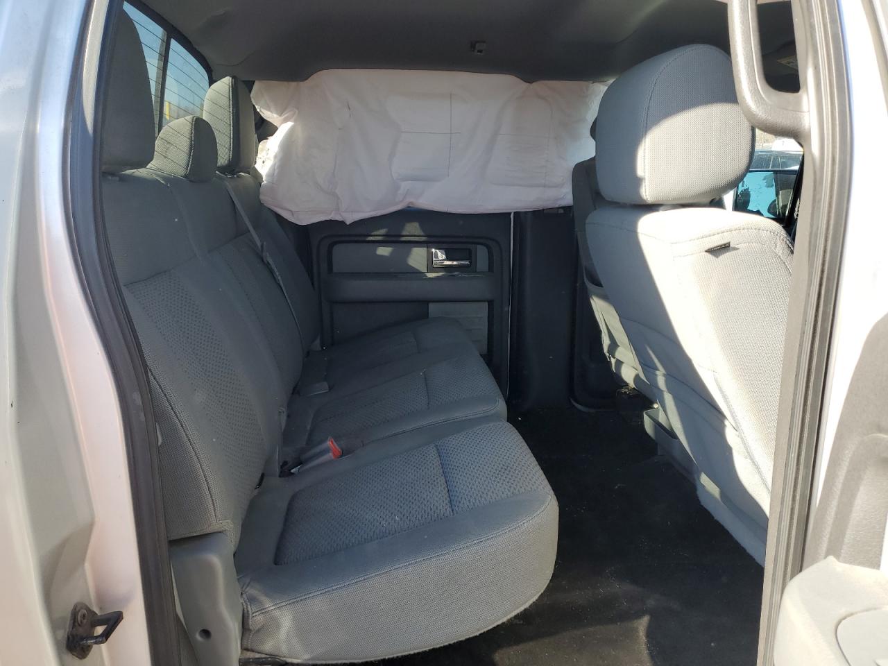 2014 Ford F-150 - Image 10