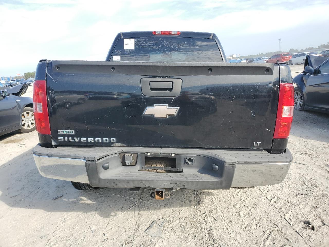 2010 Chevrolet Silverado - Image 6