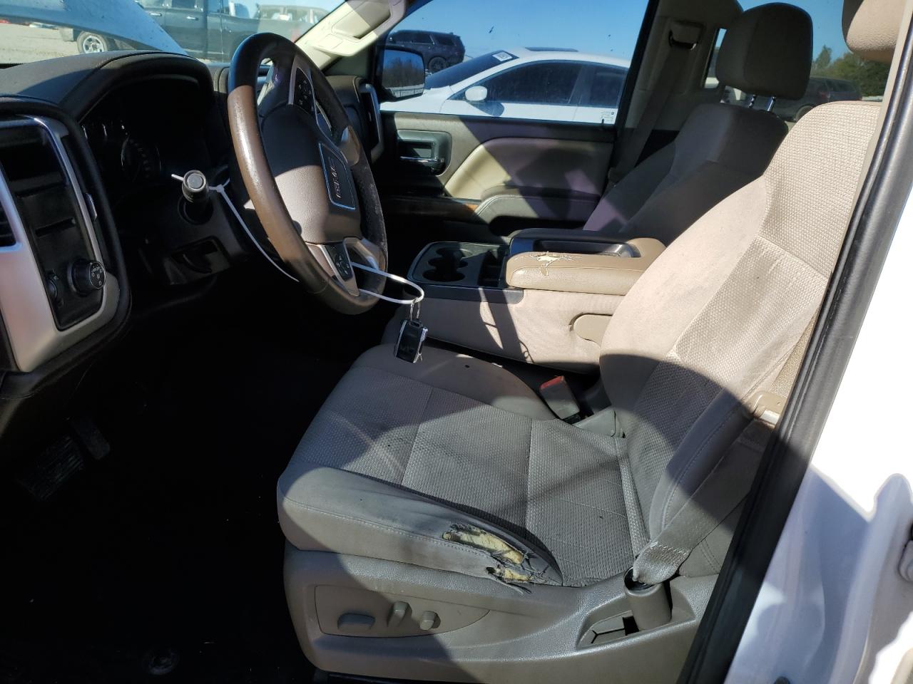 2015 GMC Sierra - Image 7