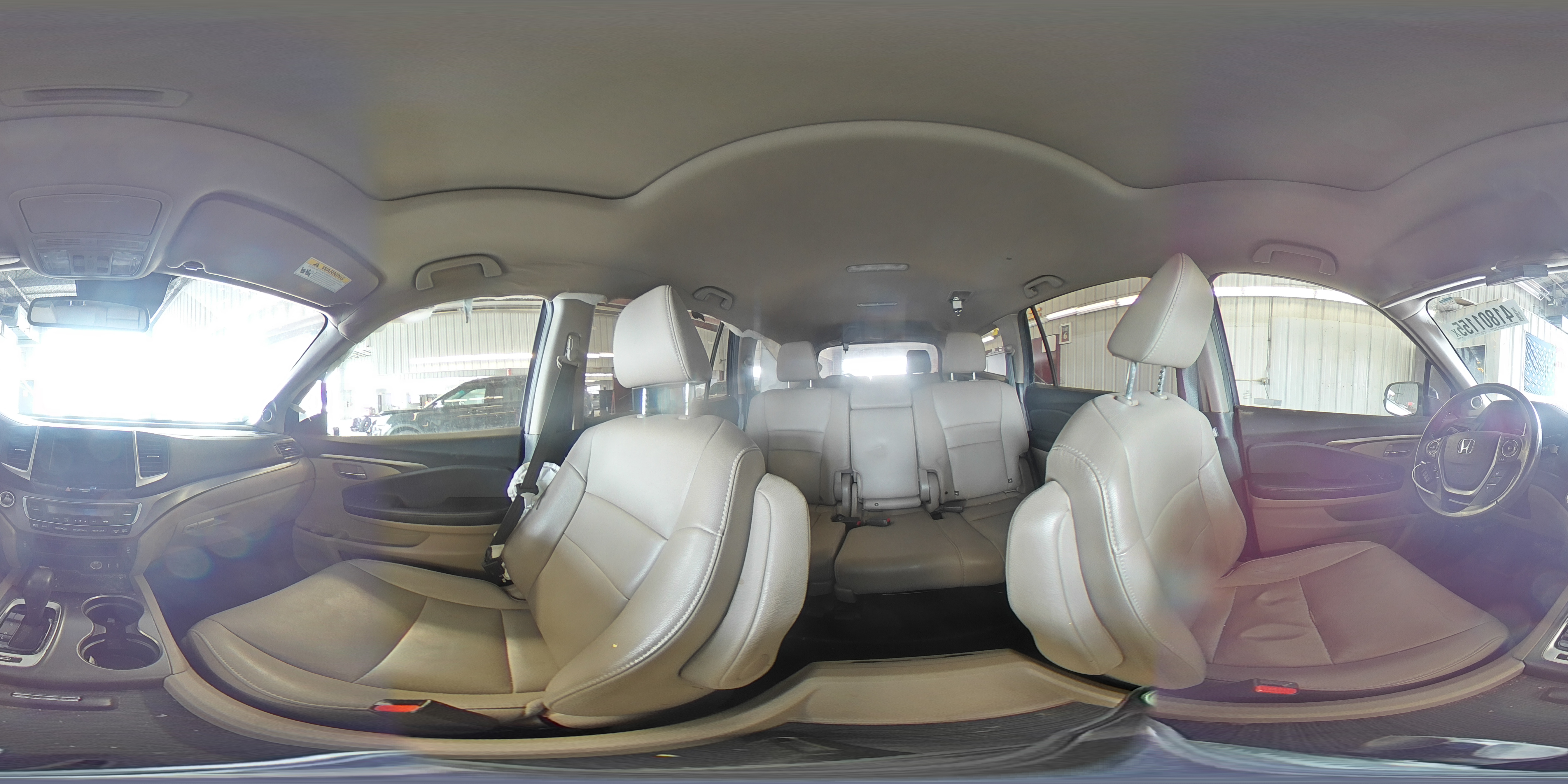 2018 Honda Pilot - Image 14