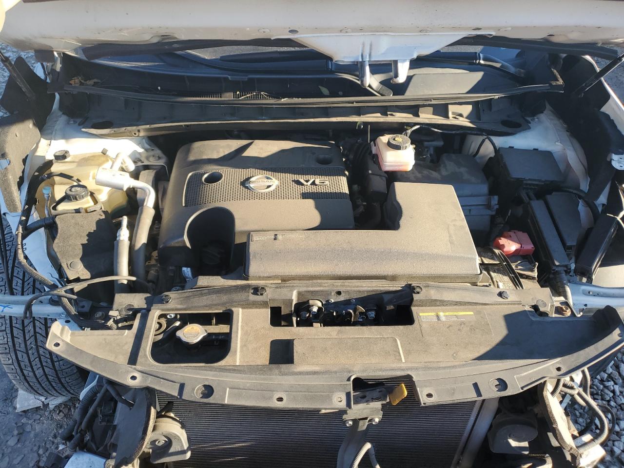 2016 Nissan Murano - Image 12
