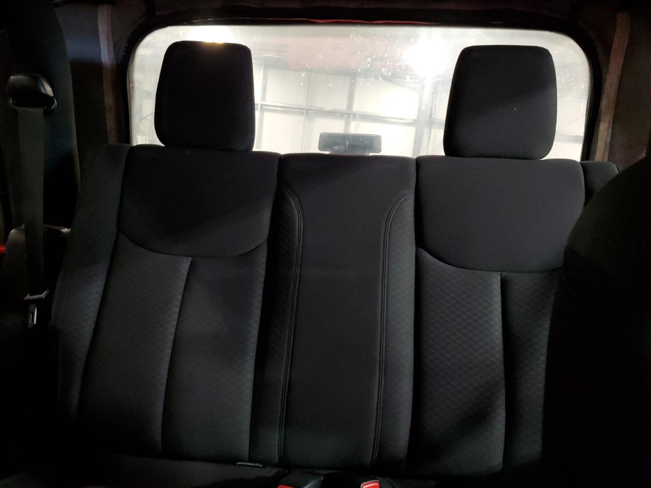 2013 Jeep Wrangler - Image 10