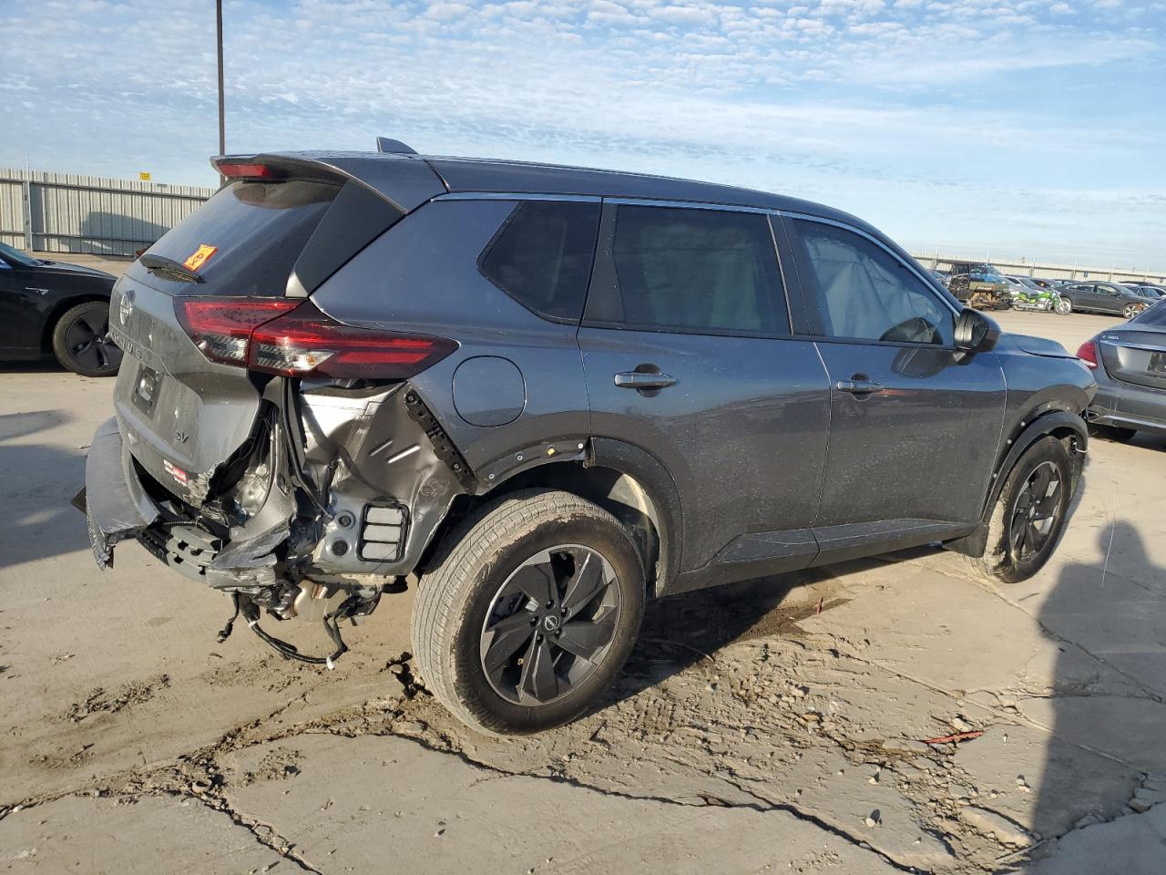 2024 Nissan Rogue - Image 3