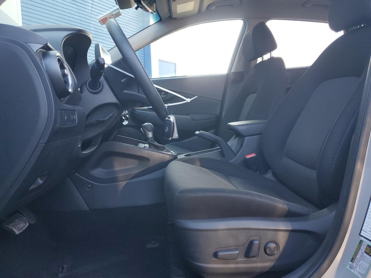 2023 Hyundai Kona - Image 7