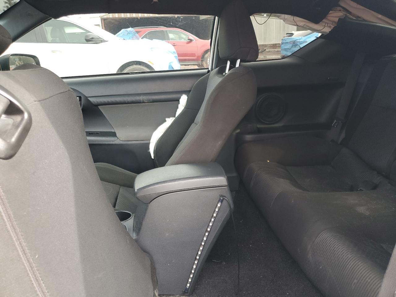 2012 Toyota tC - Image 11