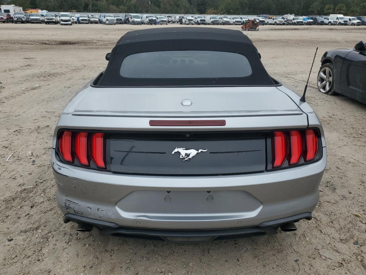 2020 Ford Mustang - Image 6
