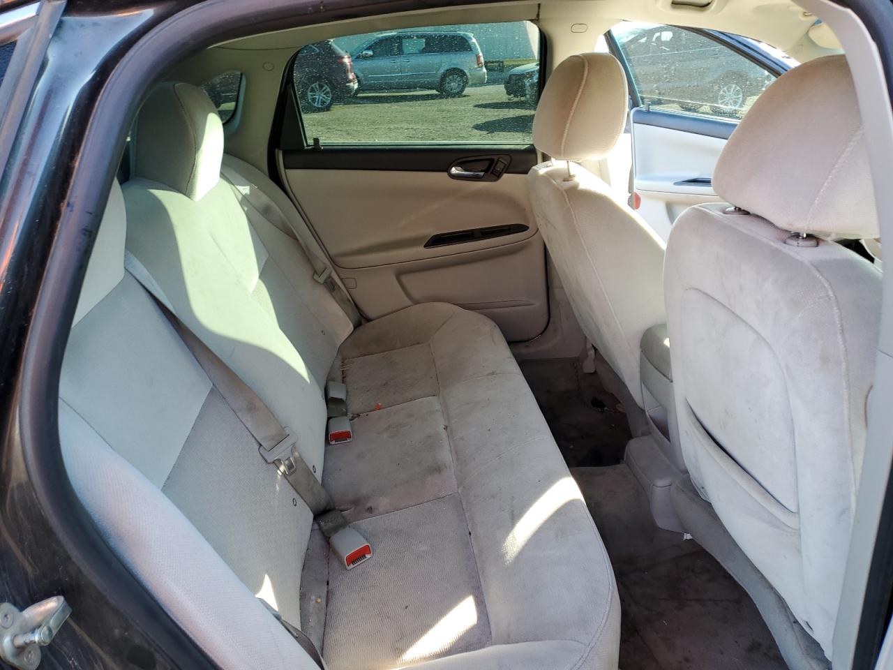 2014 Chevrolet Impala - Image 10