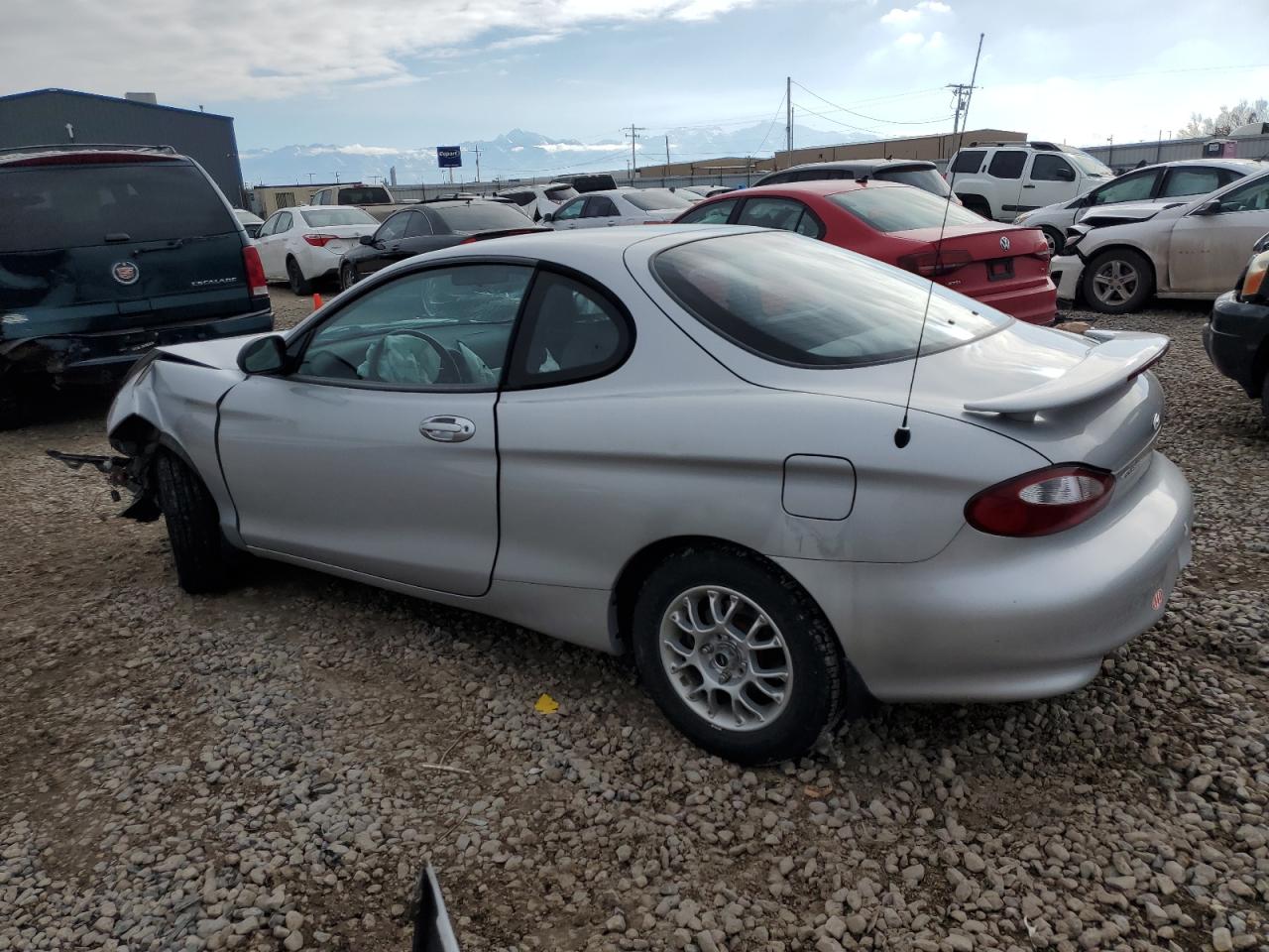 1999 Hyundai Tiburon - Image 2