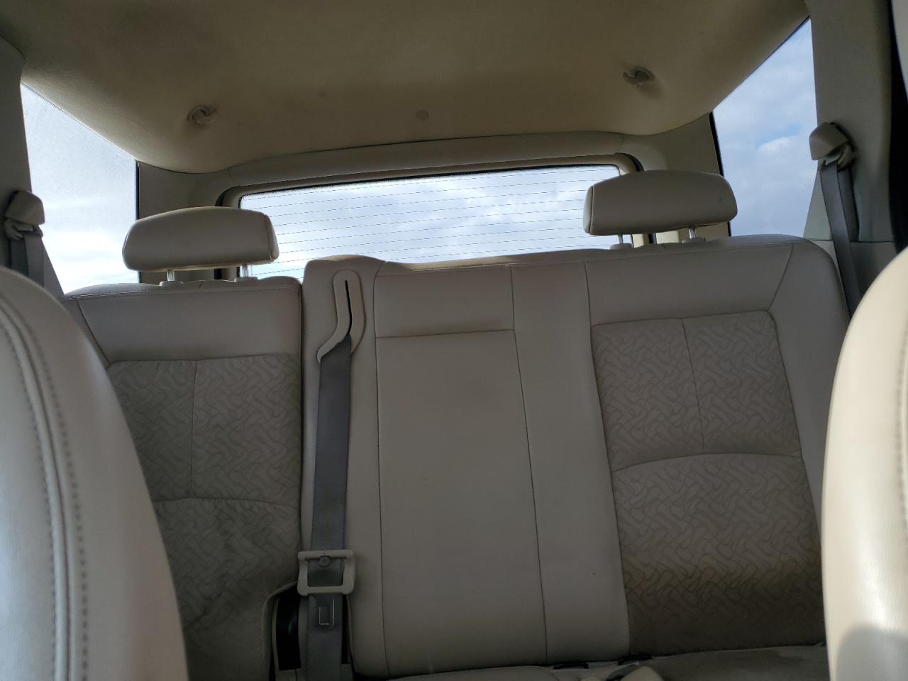 2006 Saturn VUE - Image 10