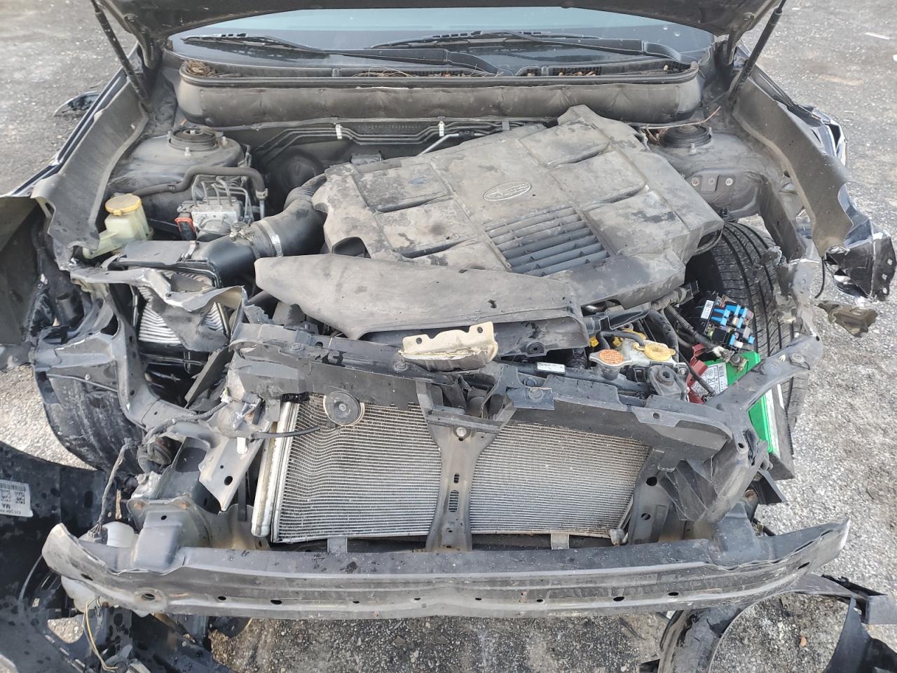 2011 Subaru Outback - Image 11