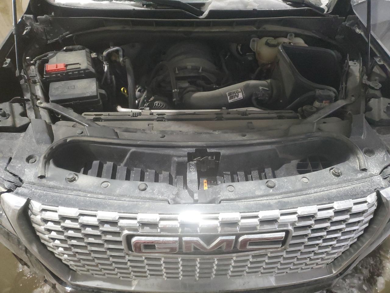 2021 GMC Yukon - Image 14