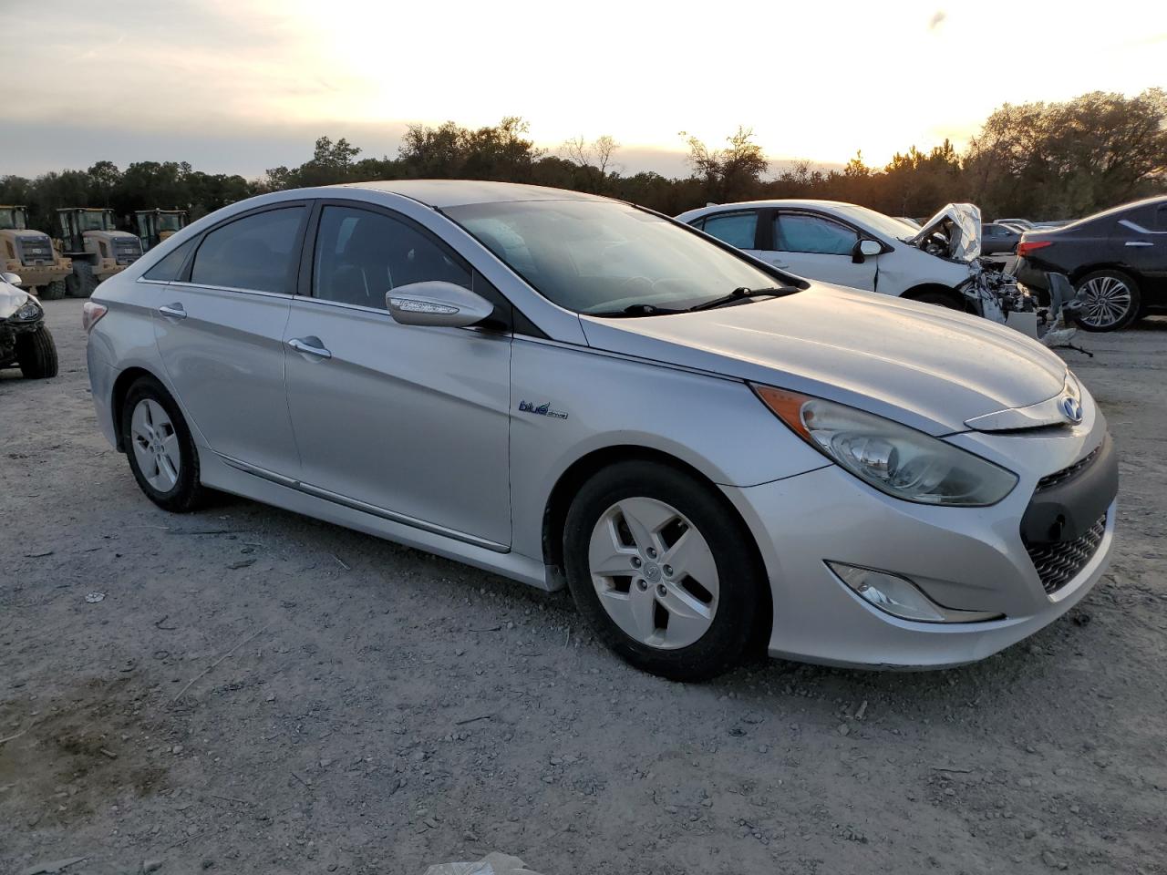 2012 Hyundai Sonata - Image 4