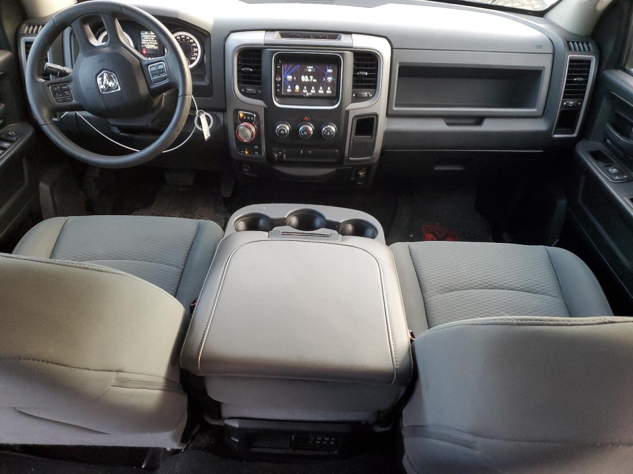 2015 RAM 1500 - Image 8