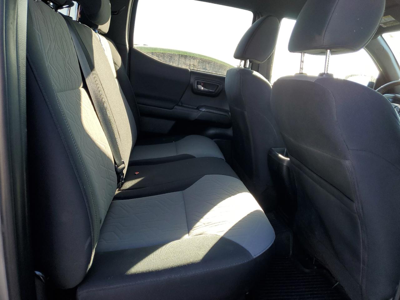 2021 Toyota Tacoma - Image 10