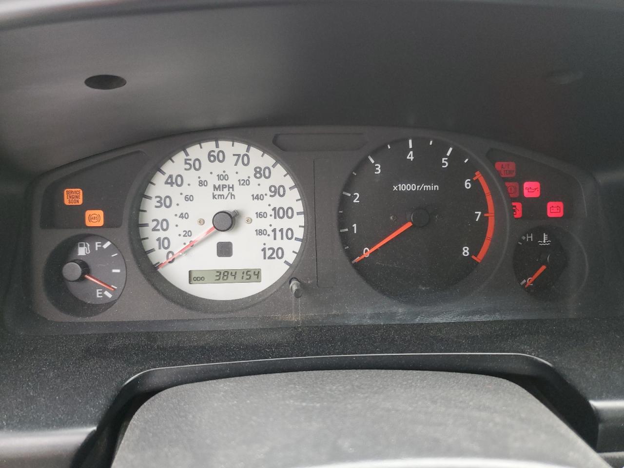 2000 Nissan Pathfinder - Image 9