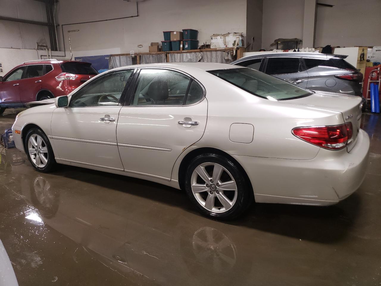 2006 Lexus ES - Image 2