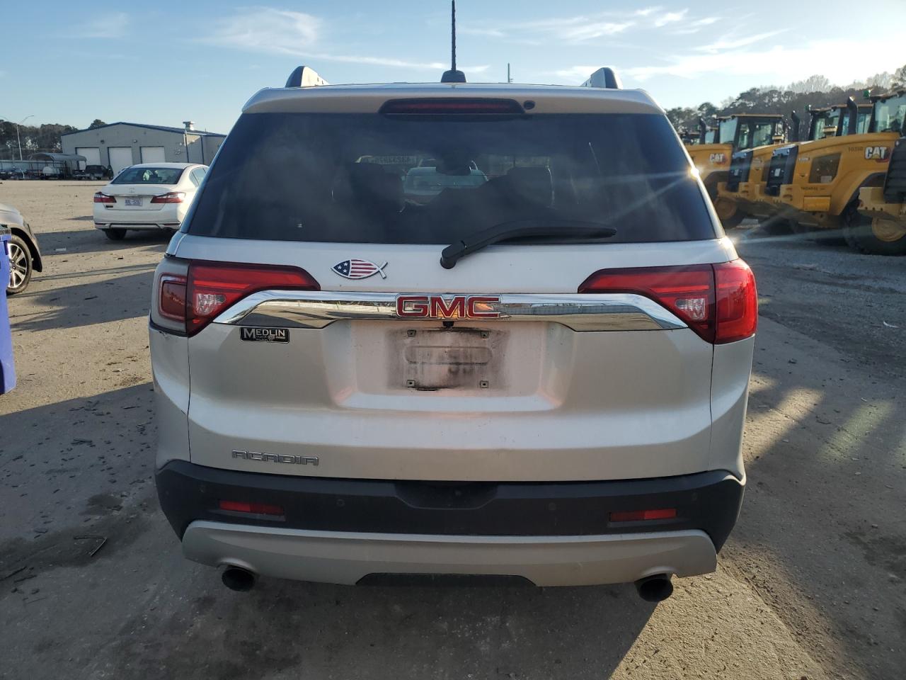 2019 GMC Acadia - Image 6