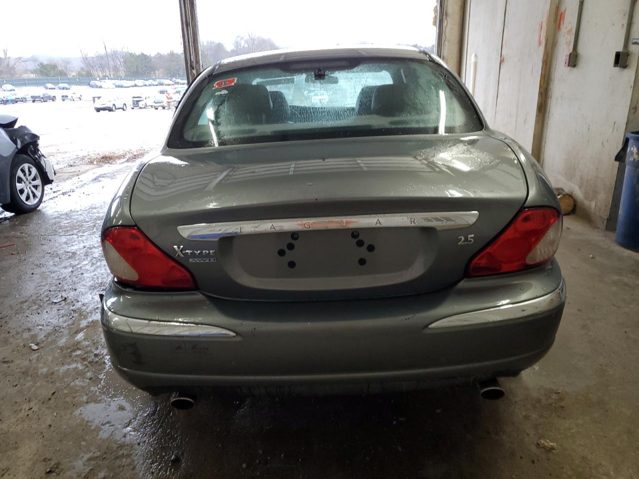 2004 Jaguar X-Type - Image 6