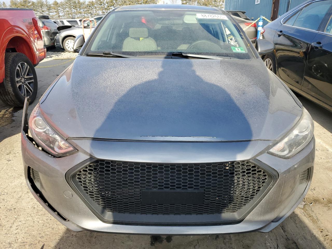 2018 Hyundai Elantra - Image 5