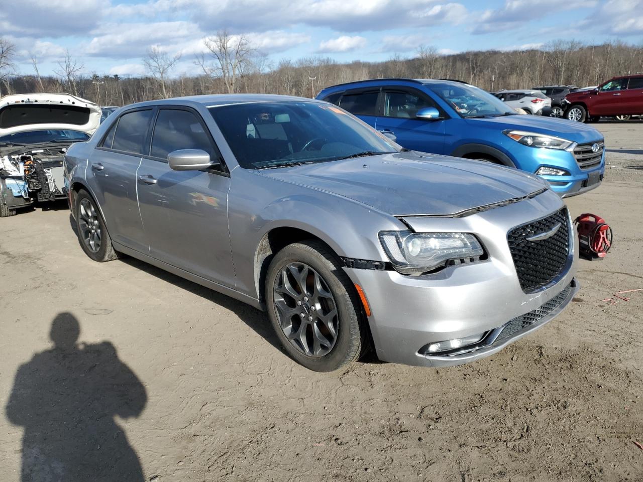 2018 Chrysler 300 - Image 4
