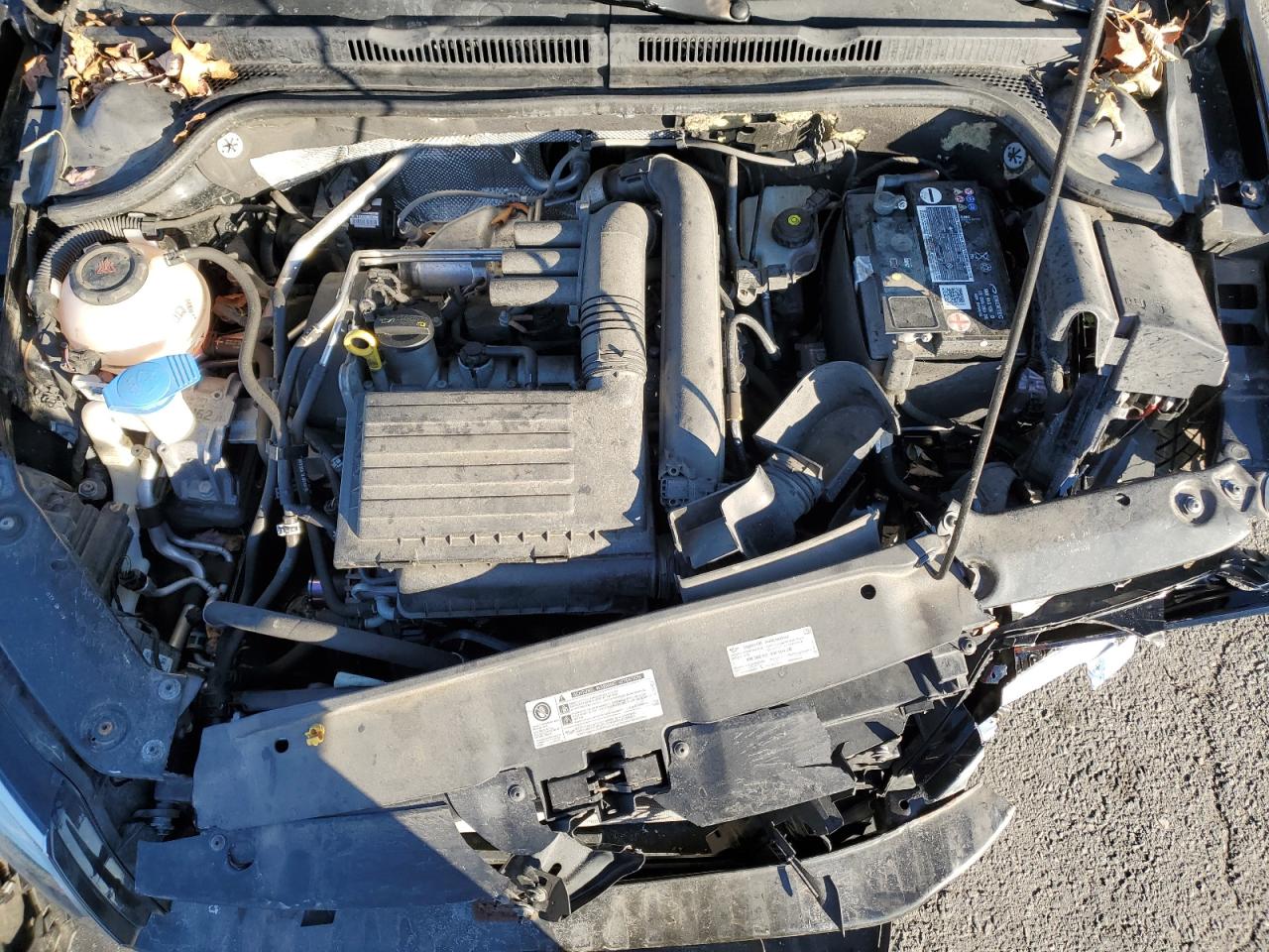2018 Volkswagen Jetta - Image 11