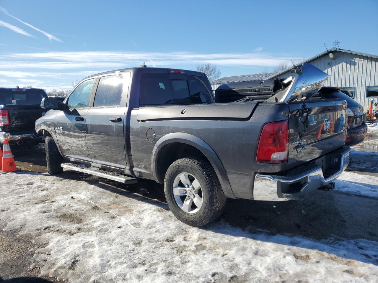 2014 RAM 1500 - Image 2