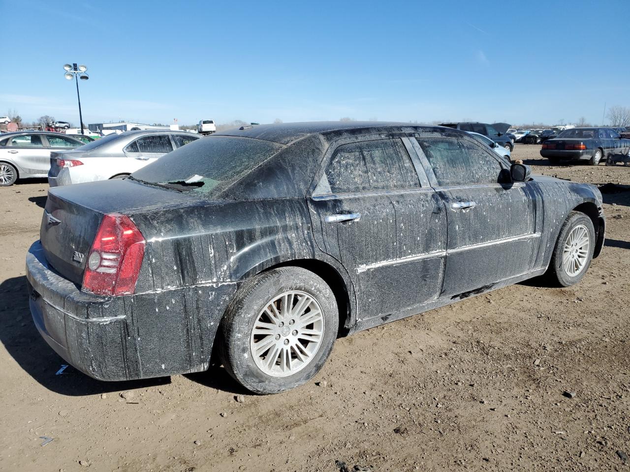2010 Chrysler 300 - Image 3