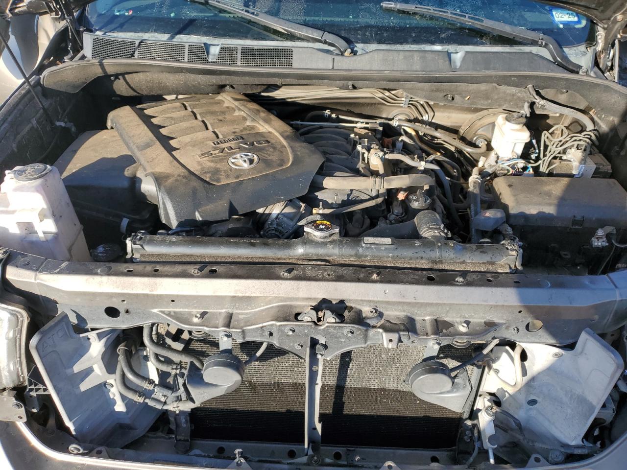 2011 Toyota Tundra - Image 13